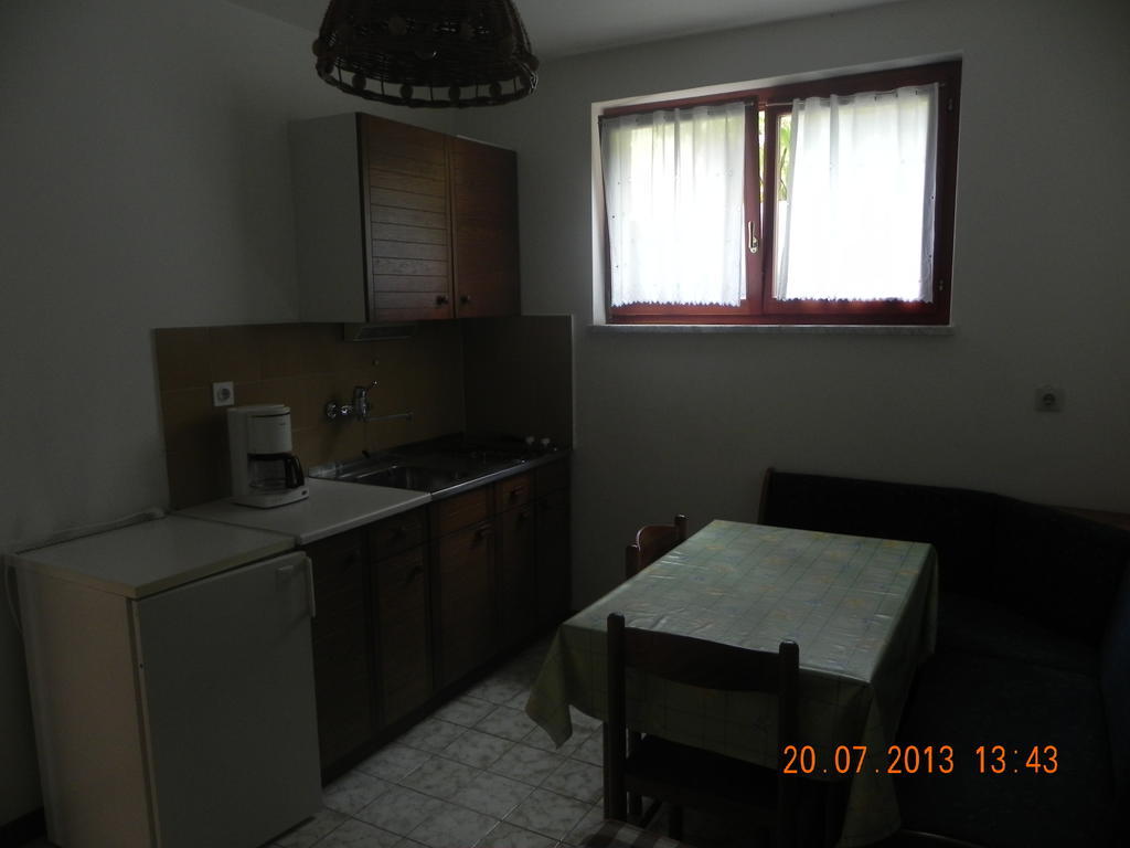 Rooms And Apartments Roza ปอร์โตรอซ ภายนอก รูปภาพ